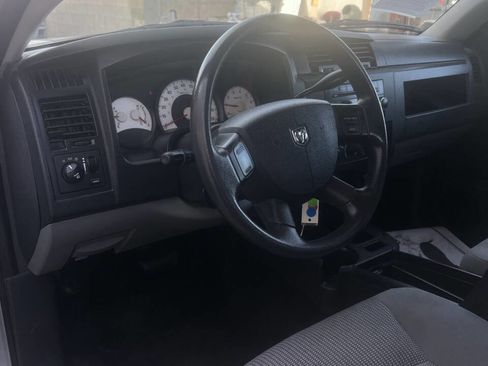 Used 2011 Dodge Dakota Big Horn image 8