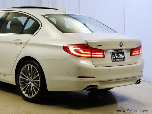 Used 2020 BMW 540i xDrive w/ Premium Package image 8