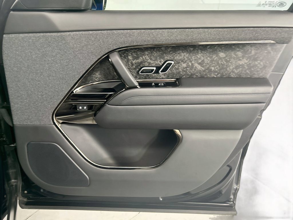 Certified 2023 Land Rover Range Rover Sport First Edition AWD/4WD image 24