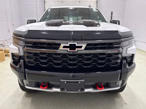 Used 2024 Chevrolet Silverado 1500 ZR2 AWD/4WD image 10