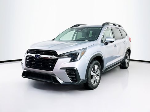 Used 2024 Subaru Ascent Premium w/ Convenience Package image 3