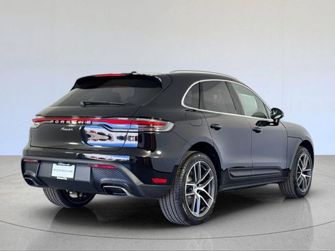 New 2026 Porsche Macan image 8
