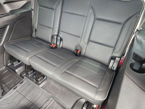 Used 2021 Chevrolet Tahoe Premier AWD/4WD image 31