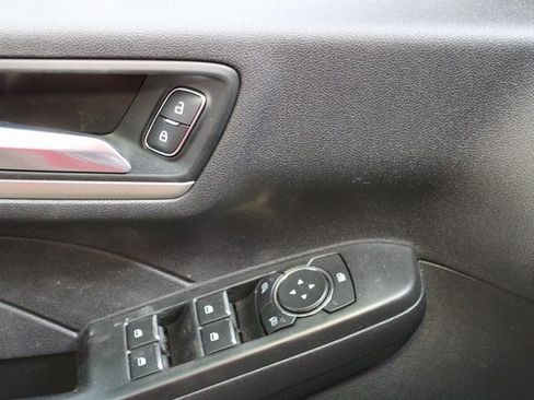 Used 2022 Ford Escape SEL image 16