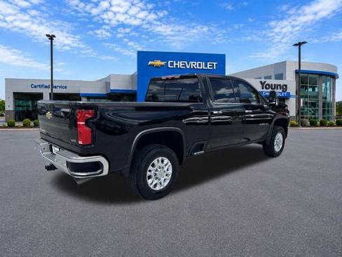 Used 2024 Chevrolet Silverado 2500 LTZ w/ LTZ Convenience Package AWD/4WD image 7