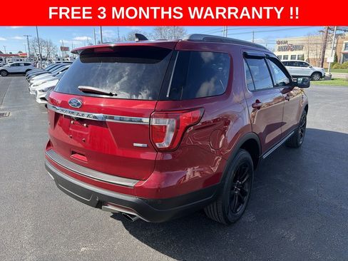 Used 2018 Ford Explorer XLT AWD/4WD image 28
