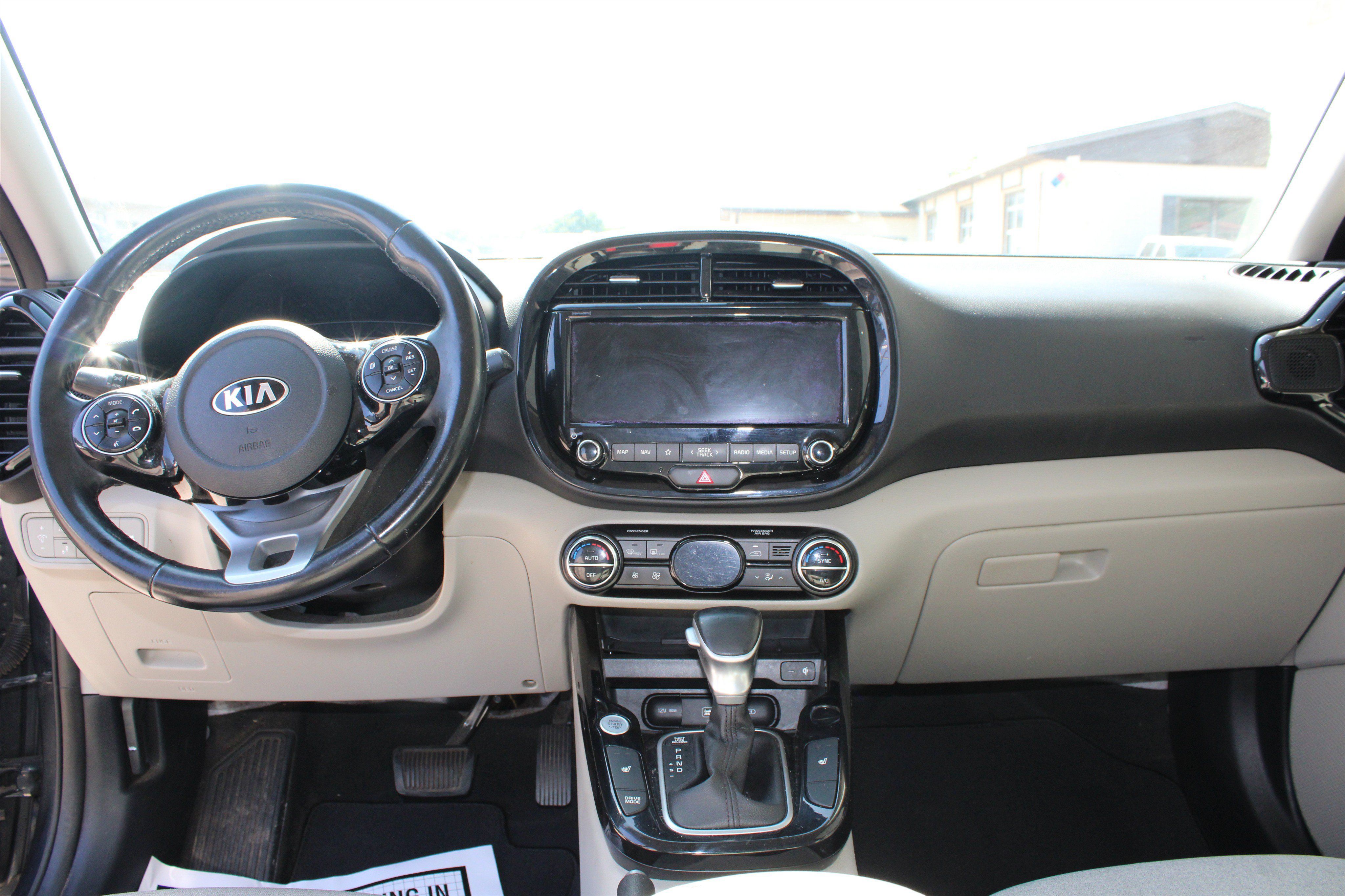 Used 2020 Kia Soul EX FWD image 9