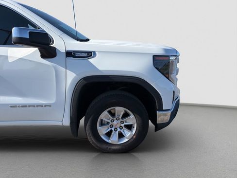 Used 2022 GMC Sierra 1500 SLE AWD/4WD image 30