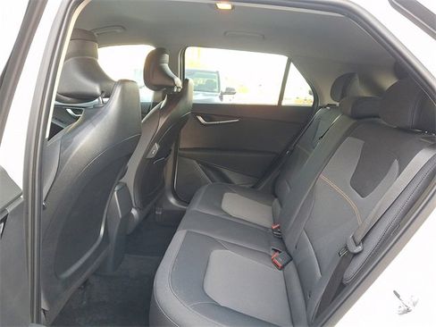 Certified 2025 Kia Niro LX image 10