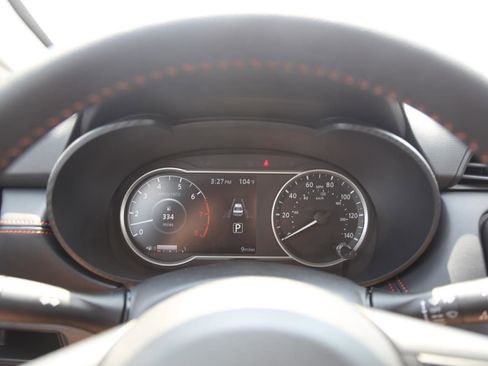 New 2025 Nissan Versa SR w/ Trunk Package image 22