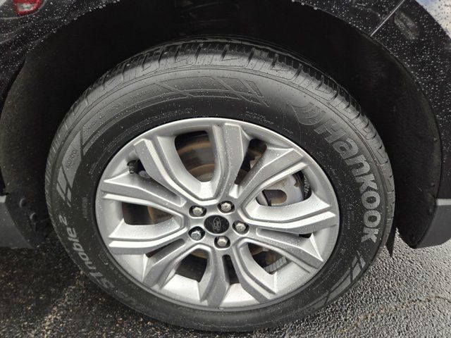 Used 2023 Ford Edge Titanium AWD/4WD image 45