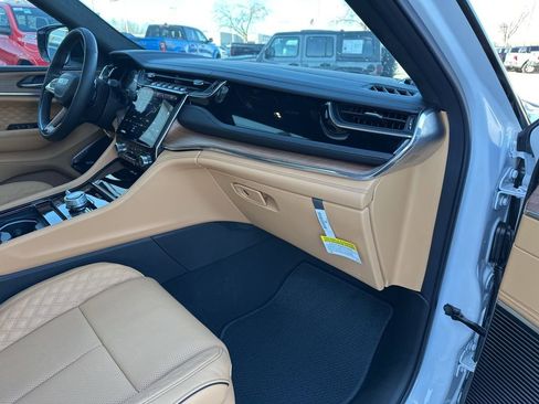 New 2025 Jeep Grand Cherokee L Summit image 58