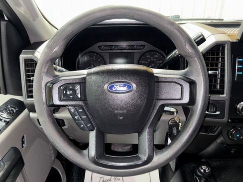 Used 2017 Ford F250 XL w/ Power Equipment Group AWD/4WD image 18