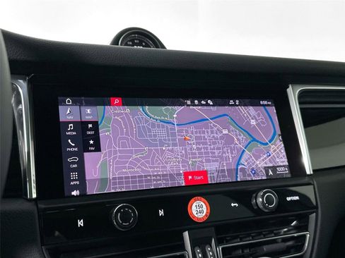 Certified 2025 Porsche Macan Turbo AWD/4WD image 22