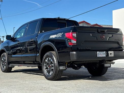 Used 2024 Nissan Titan PRO-4X w/ Off Road Protection Package image 5