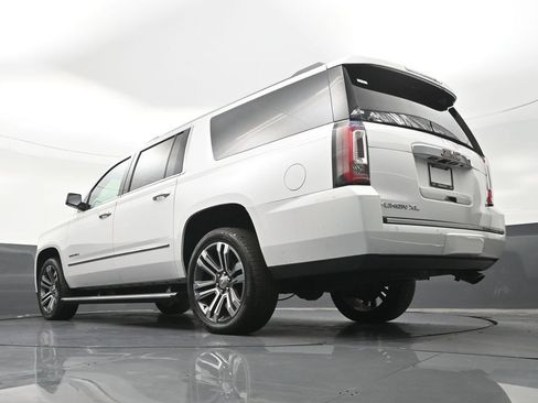 Used 2020 GMC Yukon XL Denali w/ Denali Ultimate Package RWD image 26