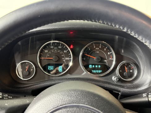 Used 2015 Jeep Wrangler Unlimited Sport w/ Quick Order Package 24S image 17