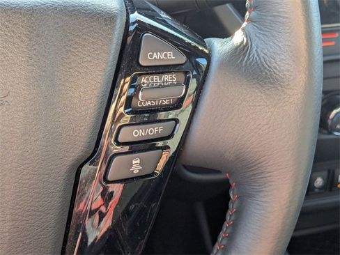 Used 2025 Nissan Frontier PRO-4X w/ Pro Premium Package image 18