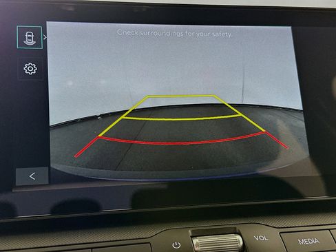 Used 2025 Kia K4 FWD image 22