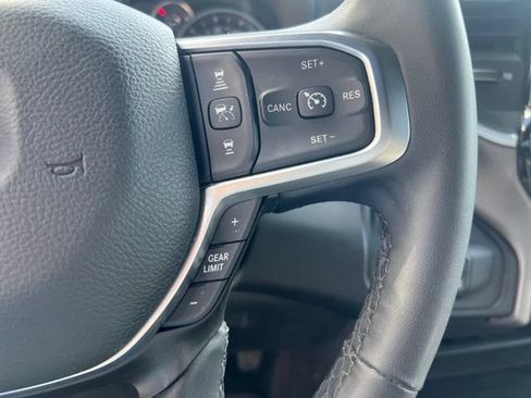 Used 2025 RAM 2500 Big Horn AWD/4WD image 21