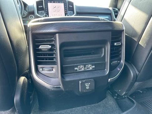 Used 2023 RAM 1500 Laramie AWD/4WD image 15