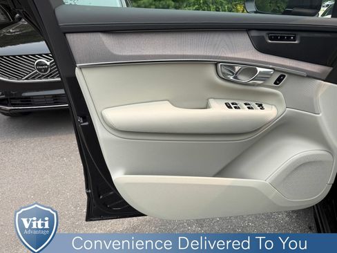 New 2026 Volvo XC90 T8 Ultra w/ Protection Package AWD/4WD image 11