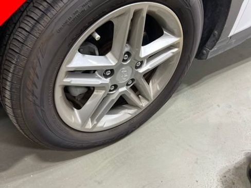 Used 2020 Hyundai Kona SE FWD image 6