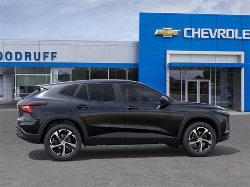 New 2026 Chevrolet Trax RS image 5