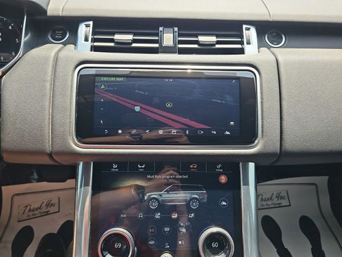 Used 2018 Land Rover Range Rover Sport HSE AWD/4WD image 24