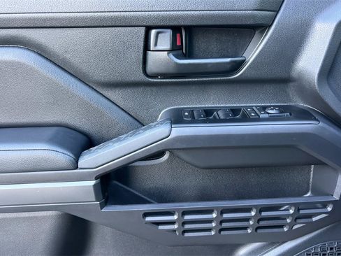 Certified 2025 Toyota Tacoma SR5 image 14