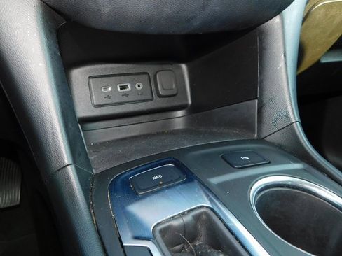 Used 2022 Chevrolet Equinox LT w/ Driver Convenience Package image 36