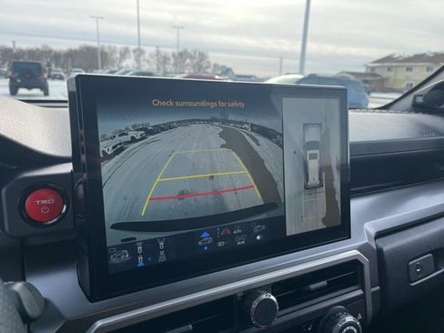 Used 2025 Toyota 4Runner TRD Off-Road Premium image 69