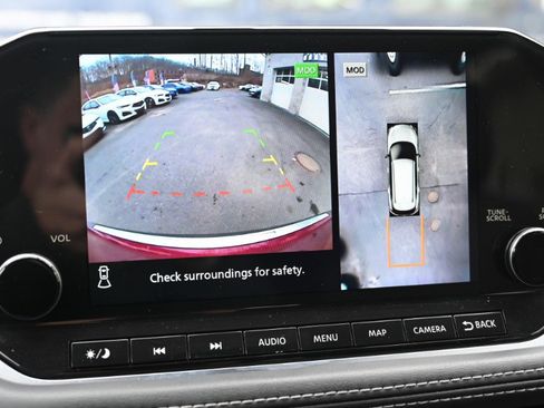 Used 2023 Nissan Rogue SL w/ SL Premium Package image 25