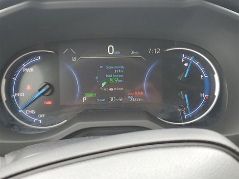 Certified 2025 Toyota RAV4 LE image 25