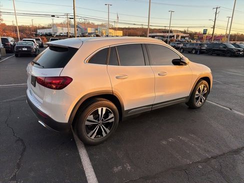 Used 2024 Mercedes-Benz GLA 250 4MATIC w/ Winter Heating Package image 2