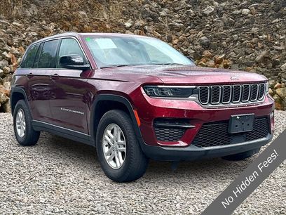Used 2023 Jeep Grand Cherokee Laredo