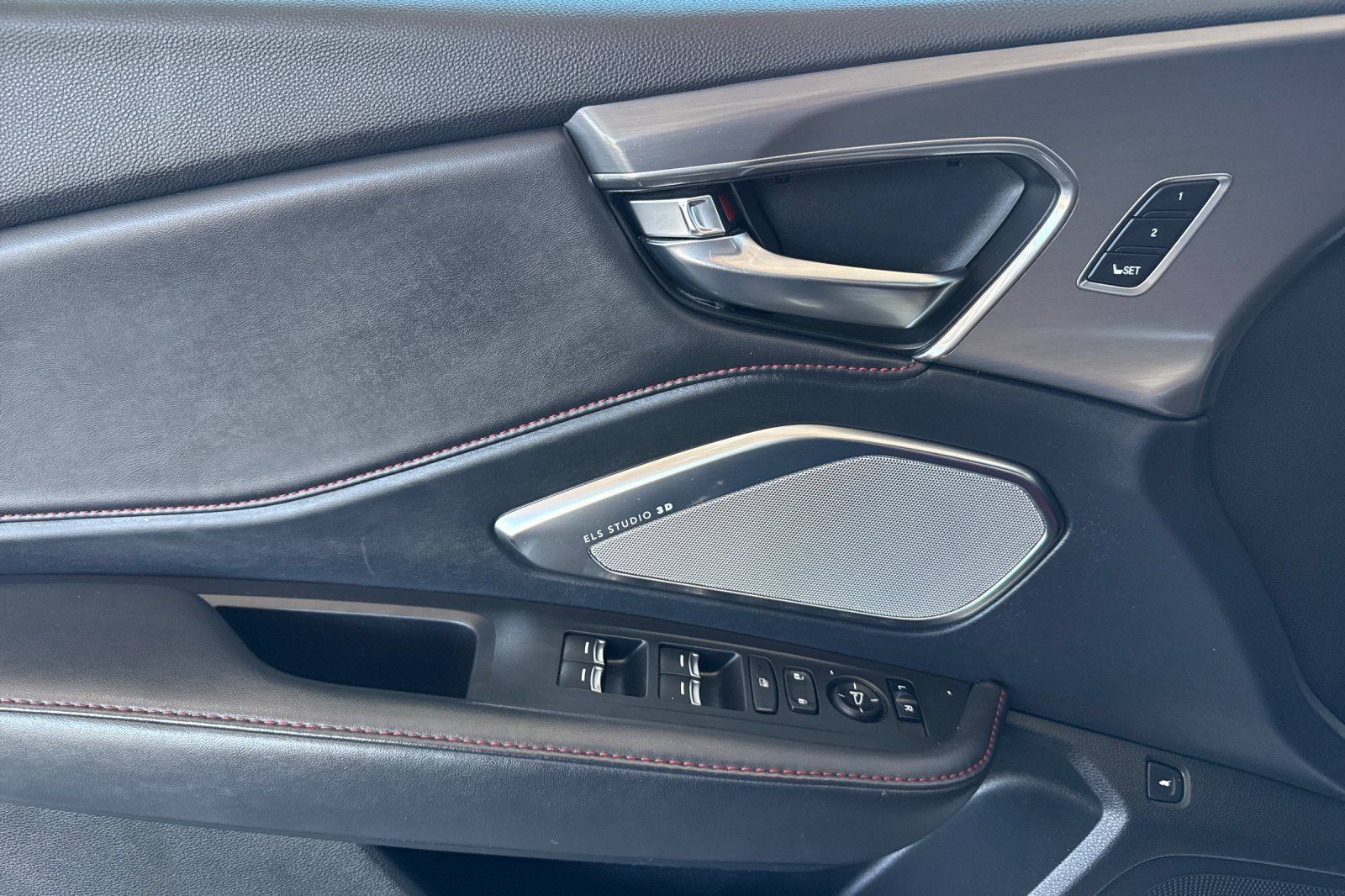 Used 2019 Acura RDX w/ Advance Package FWD image 17