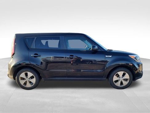 Used 2016 Kia Soul FWD image 9