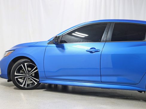 Used 2021 Nissan Sentra SR w/ SR Premium Package FWD image 11