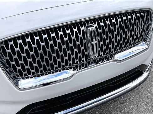 Used 2023 Lincoln Nautilus Reserve w/ Equipment Group 201A image 29