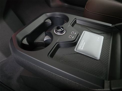 New 2026 BMW iX xDrive45 image 32