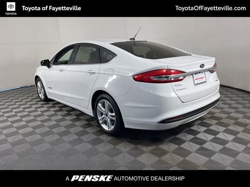 Used 2018 Ford Fusion SE image 13