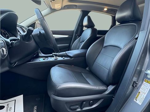 Used 2022 INFINITI QX50 Essential image 14