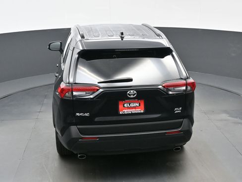 Used 2025 Toyota RAV4 XLE AWD/4WD image 39