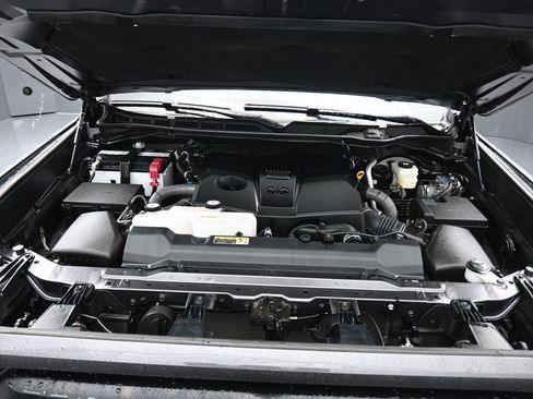 Used 2022 Toyota Tundra SR5 w/ SR5 Convenience Package image 58