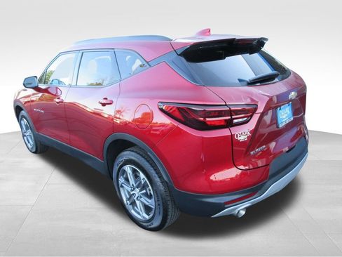 Certified 2023 Chevrolet Blazer LT w/ Convenience Package FWD image 3
