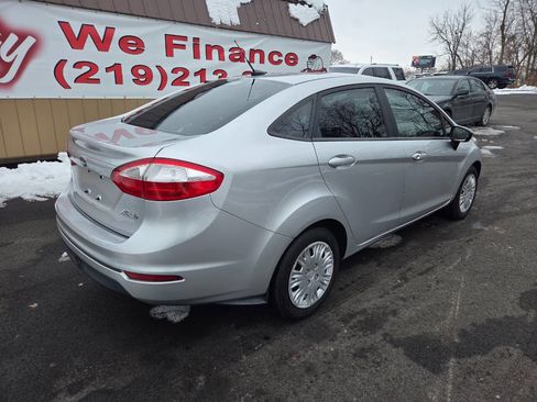 Used 2015 Ford Fiesta S image 6
