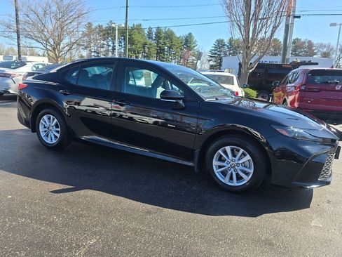 Used 2025 Toyota Camry LE w/ Convenience Package AWD/4WD image 8
