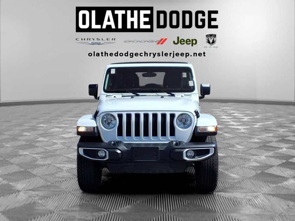 Used 2022 Jeep Wrangler Unlimited Sahara w/ Cold Weather Group AWD/4WD image 31