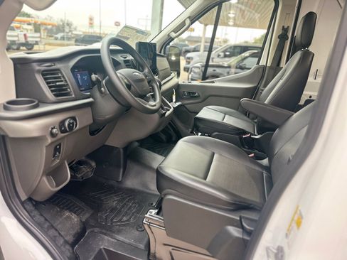 New 2026 Ford Transit 250 148 Medium Roof w/ Load Area Protection Package image 17